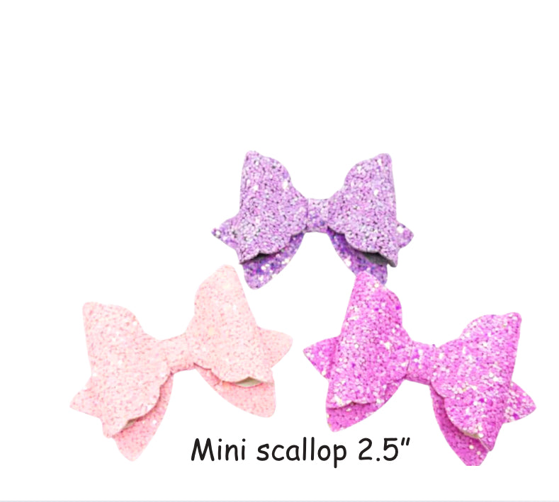 Mini scalloped French style bow template 2”