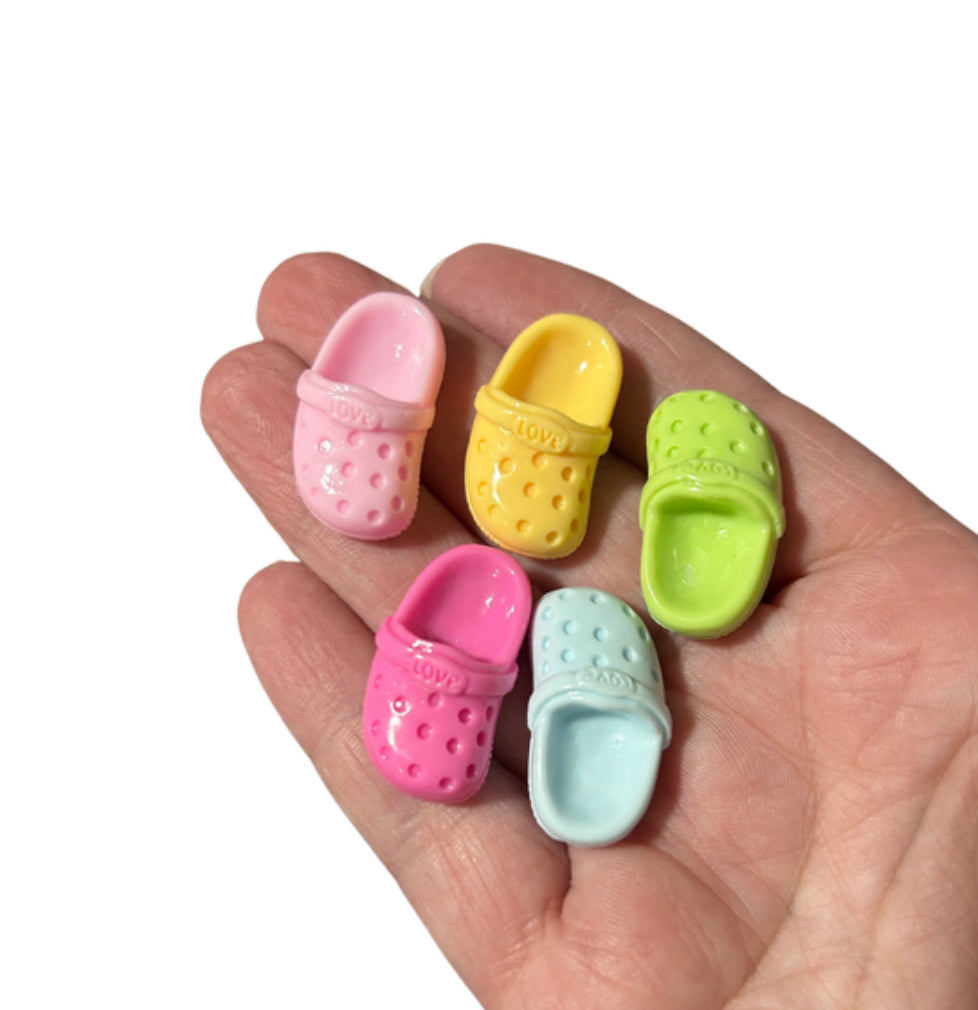 5 Piece cute Croc shoes flatback embellishments