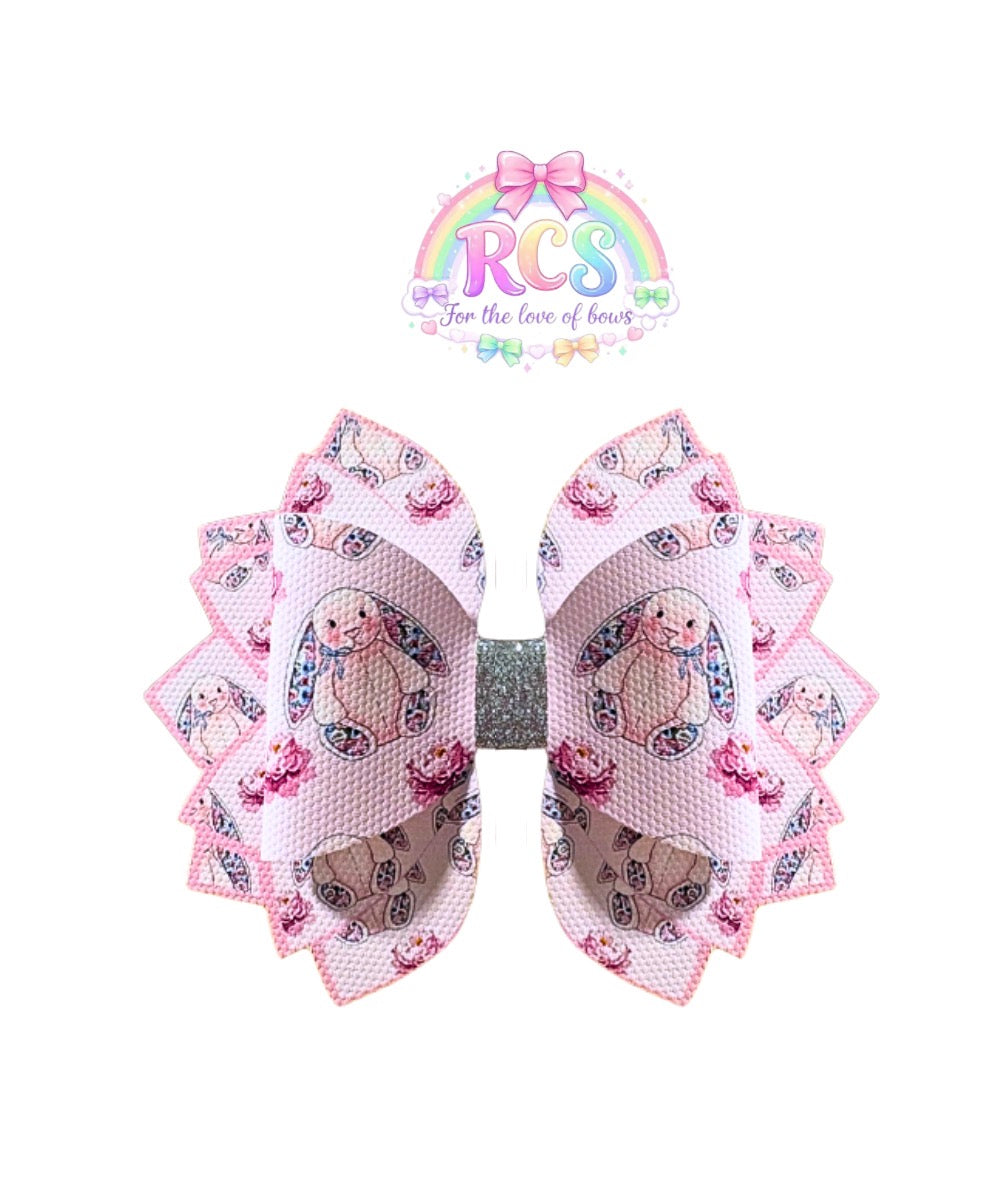 4 x printed in house Leatherette bow loops and Fan Tails 3.5” Jelly Bear