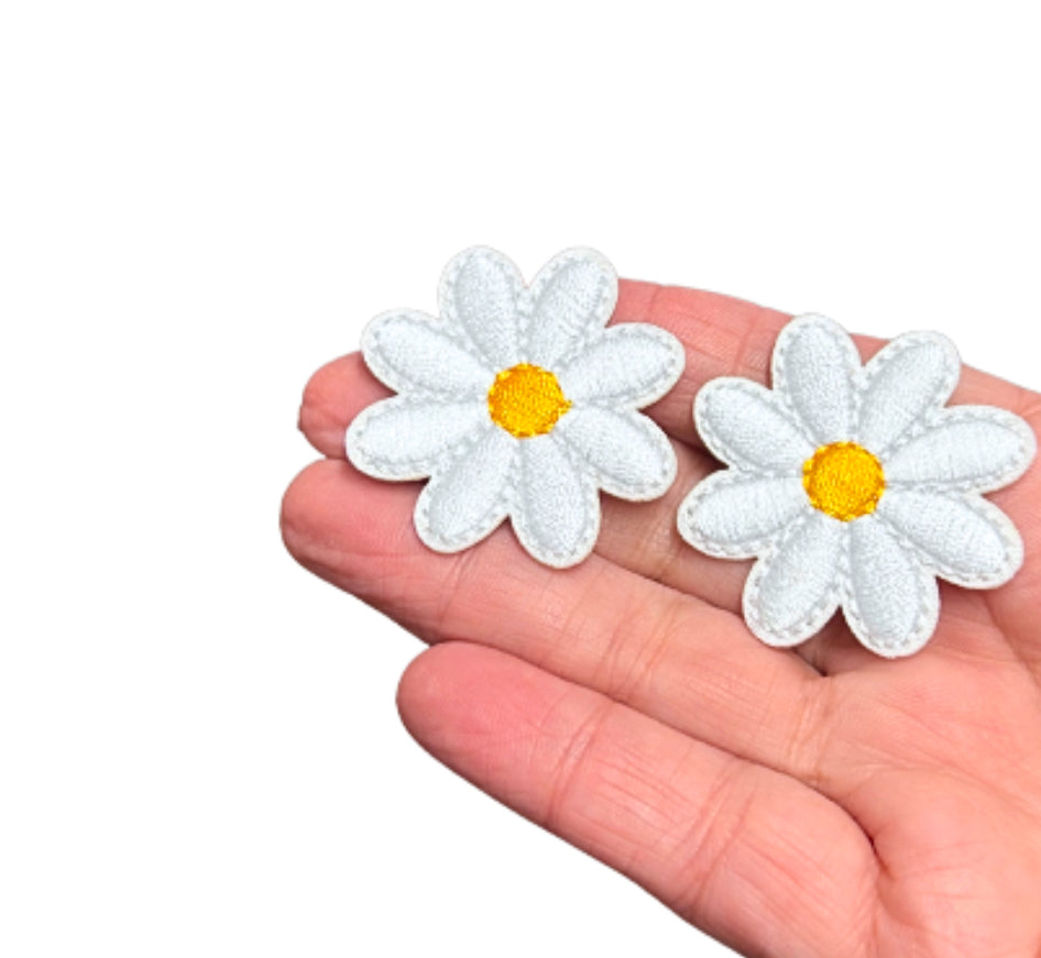 Ready to ship white Daisy Embroidery feltie embellishments