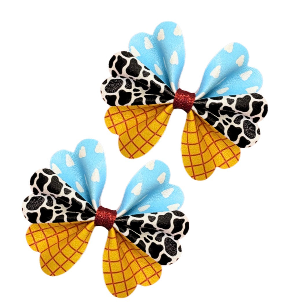 5 x Cut around scallop Pinch leatherette bows 3.5” Toy movie theme