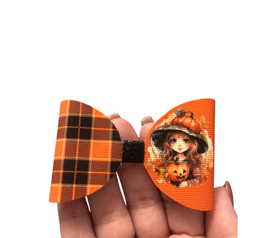 7 x Autumn witch pre printed canvas bow loops 3.5” Halloween