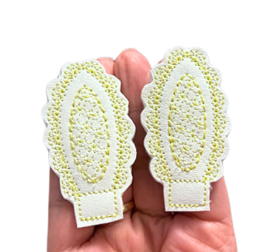 Bunny ears embroidered Clip sliders